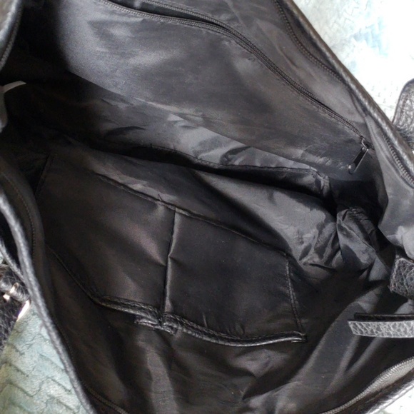 Purse - Picture 3 of 4